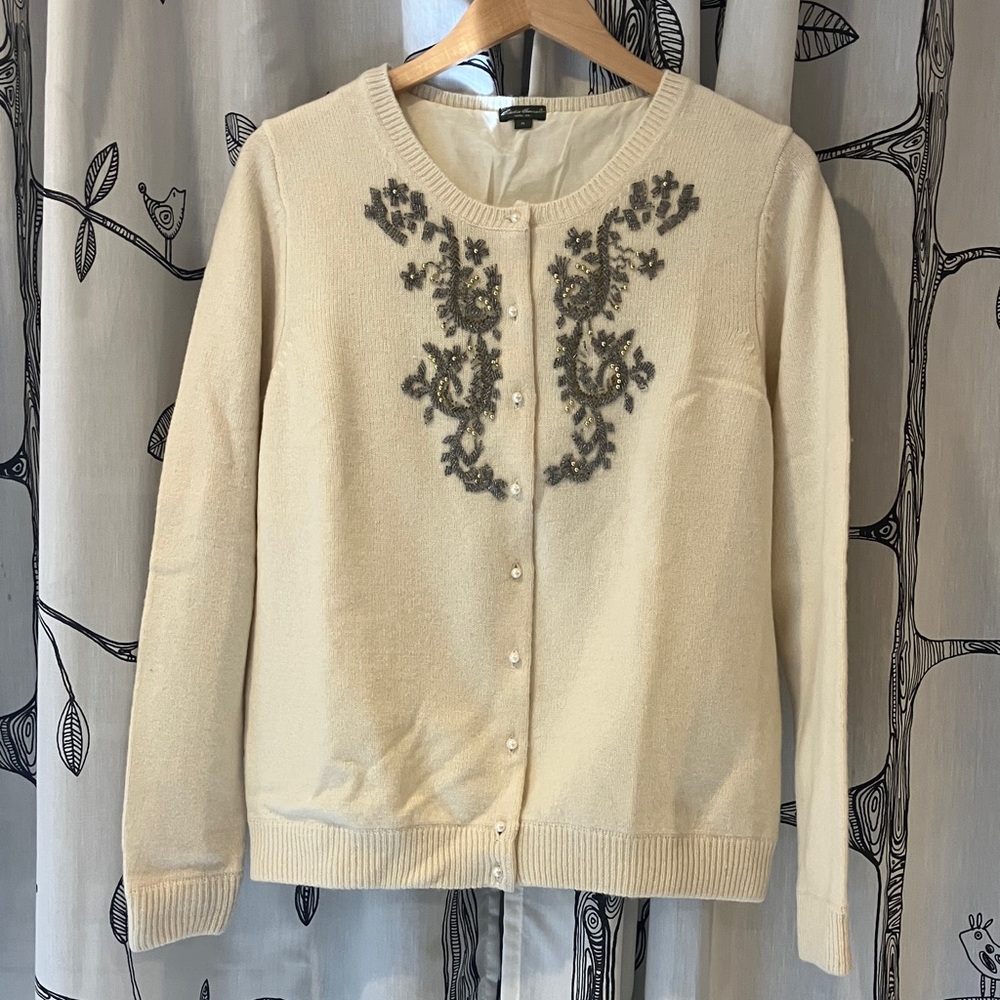 Eddie Bauer Festive Cream Lambswool Cardigan with silver and gold beadwork - Picture 6 of 8